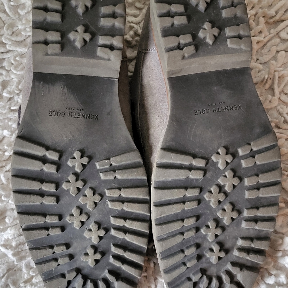 Kenneth Cole Men's Shoes - Picture 2 of 2